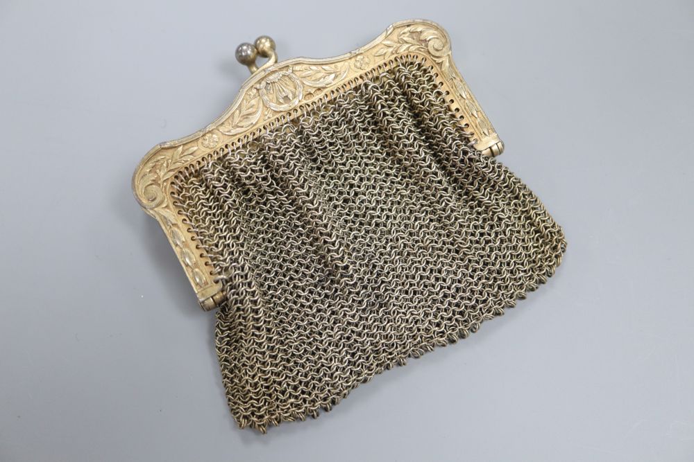 A late Victorian sterling silver double wire mesh purse, with engraved clasp, 87 grams